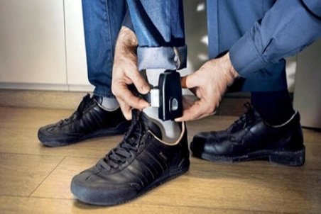 پابند الکترونیک بر پای ۲۳۸ زندانی در استان