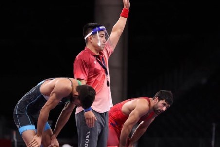 واکنش نخستین مربی نجاتی به حذف این کشتی‌گیر از المپیک: هنوز در شوک هستم