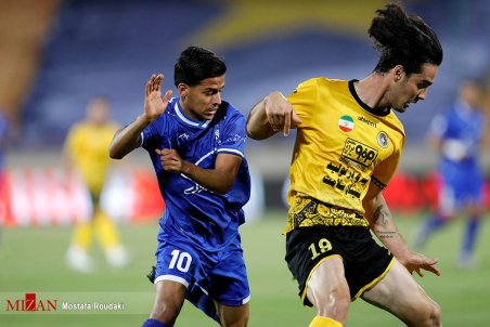 جمشیدیان: عملکرد نویدکیا در سپاهان عالی بود