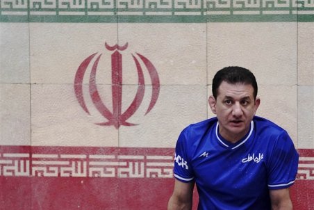 محمدی: امیدوارم کشتی‌گیران ما جنگنده در میدان حاضر شوند