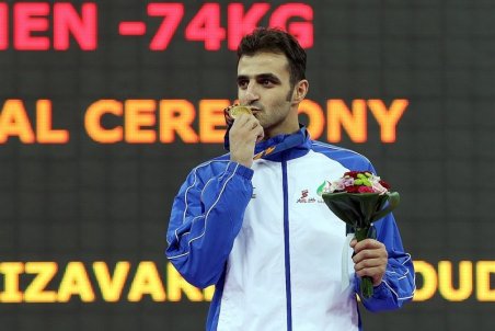 حجی زواره: بازگشت مهماندوست اشتباه است، دنبال مقانلو، ساعی و ذوالقدر برویم