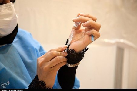 بیماران دیابتی مصرف‌کننده دارو نیز واکسن کرونا دریافت می‌کنند/ کمبود سرم‌ برطرف می‌شود