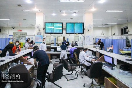 بیماران مبتلا به کرونا اصفهانی در انتظار تخت‌های بیمارستان