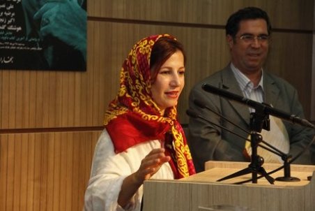 انتقاد لیلی رشیدی از روند واکسیناسیون و بعضی کج‌سلیقگی‌ها