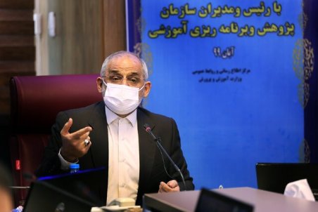 خانواده‌ها نگران حضور فرزندانشان در مدارس نباشند/تداوم واکسیناسیون فرهنگیان تا اواخر مرداد