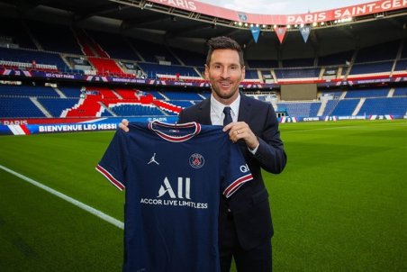 مسی رسماً به پاری‌سن‌ژرمن پیوست/ لئو: بی‌صبرانه منتظر بازی در پارک دو پرنس هستم