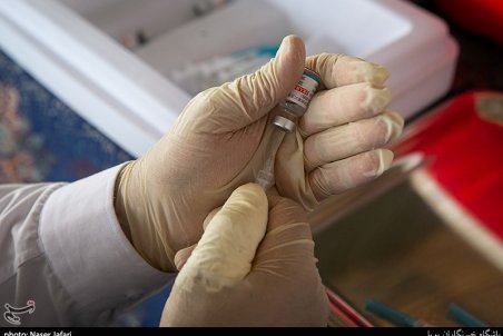 درخواست رییس سازمان بورس از وزیر بهداشت برای واکسیناسیون بورسی‌ها