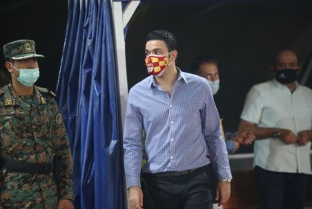 نکونام: به بازیکنان فولاد پیشنهاد ۱۵ میلیاردی داده‌اند