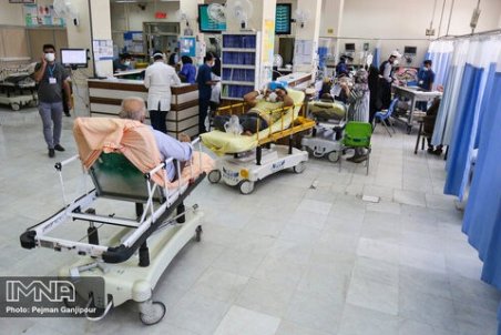 دستور وزیر بهداشت برای واکسیناسیون هنرمندان