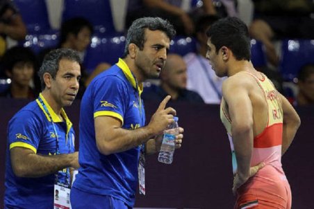 محمدی: برای فدراسیون اهمیتی ندارد بزرگان کشتی چه نظری دارند