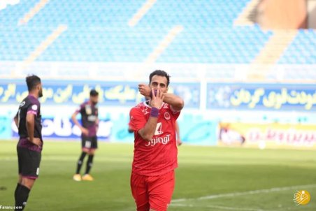 امین قاسمی نژاد در فهرست خرید پرسپولیس؟