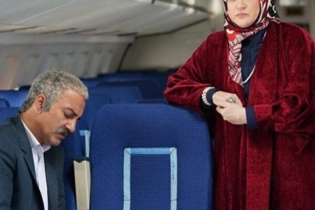 نعیمه نظام دوست: تلویزیون به سریال های مدیری و عطاران نیاز دارد