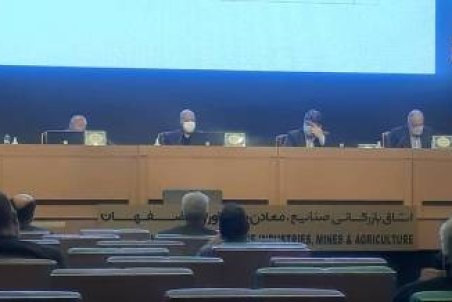 بحران کرونا در اصفهان؛ استاندار: کمبود روزانه 50 تخت بستری در اصفهان/ آب برای خوردن هم نداریم