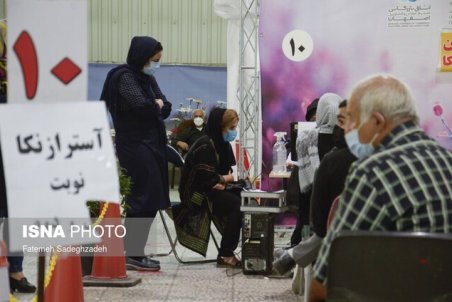 سرگردانی دوباره مردم در مراجعه به مراکز واکسیناسیون کرونا