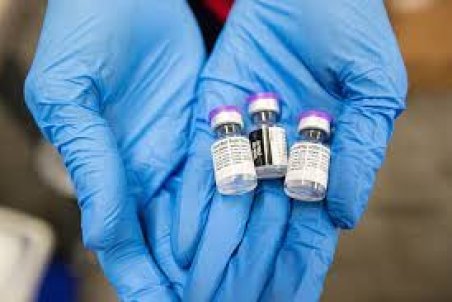 کمبود واکسن مراکز واکسیناسیون کرمانشاه را به تعطیلی کشاند