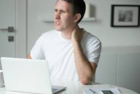 فرق دیسک گردن با آرتروز گردن چیست؟