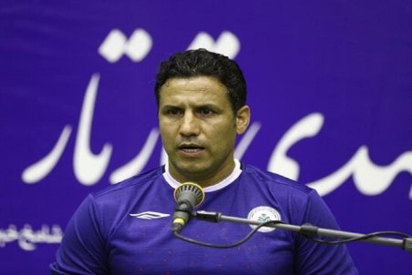 حضور روی نیمکت ذوب‌آهن باعث افتخار است / ابتدا باید شخصیت را به ذوب آهن برگردانیم