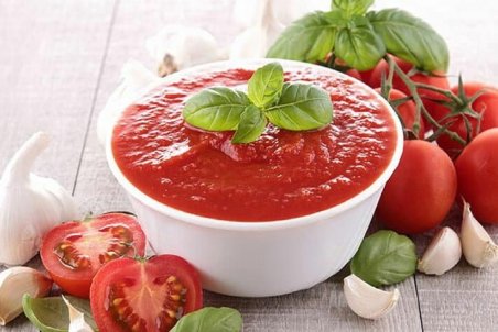 رب گوجه فرنگی در بازار با چه قیمتی به فروش می‌رسد؟