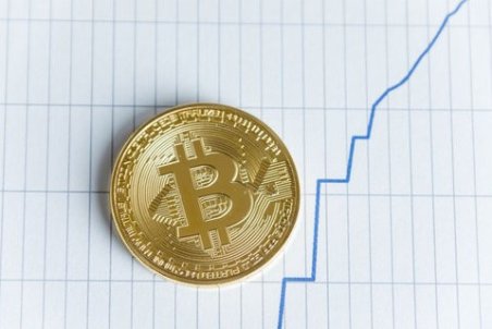 قیمت بیت کوین امروز ۱۰ شهریور ۱۴۰۰+ جدول قیمت ارزهای دیجیتال