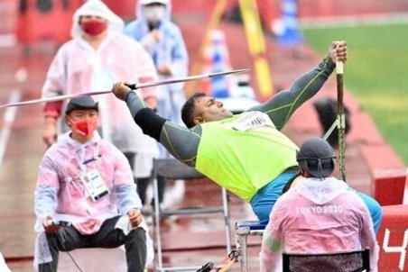 حامد امیری رکورد رقابت‌های پرتاب نیزه را زد/ دهمین مدال طلای ایران در توکیو
