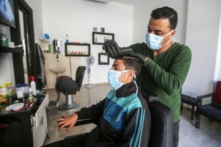 خدمات آرایشگری نرخ‌نامه درستی ندارد/ آرایشگران باید واکسینه شوند