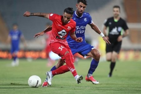 فخرالدینی: اطرافیان زنوزی به تراکتور خیانت کردند