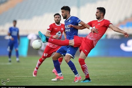 آشوبی: صعود استقلال و تراکتور در شرایط عادی بسیار بعید است