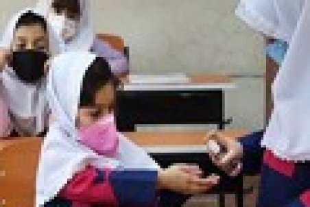 دانش‌آموزان ۱۲ تا ۱۸ ساله واکسن دریافت می‌کنند