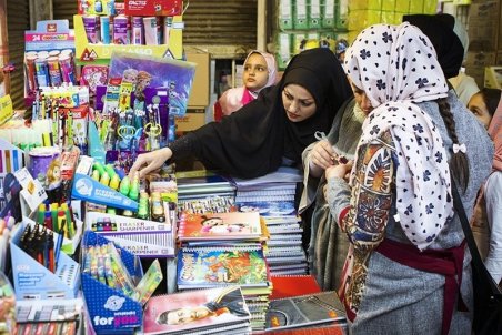 بازار شب عید لوازم‌التحریری‌ها سوت و کور است/ گزینه‌های پیش روی دولت برای روشن نگاه داشتن چراغ کارگاه‌ها