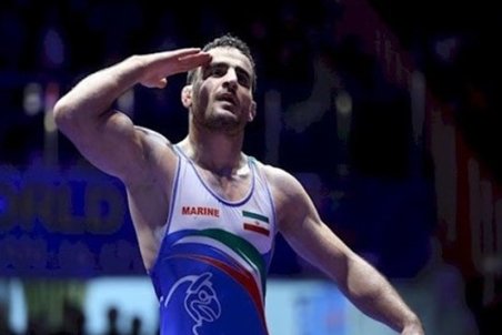 نصیری: دیوار من و حسین‌خانی در کشتی کوتاه است