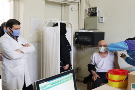 راه اندازی مرکز واکسیناسیون کرونا در حسینیه اعظم زنجان