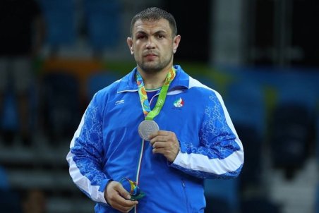 آغاز به کار کمیل قاسمی در عرصه مربیگری در کشوری آسیایی