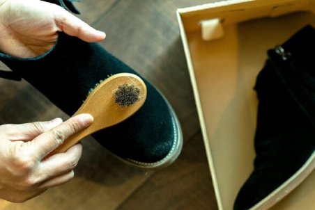 کفش‌ جیر را با این روش‌ها تمیز کنید