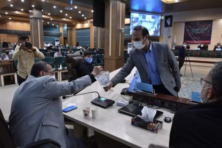 حکم شهردار منتخب شیراز در حال طی مراحل قانونی است