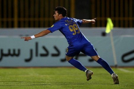 مهاجم استقلال در لیست مازاد فرهاد مجیدی