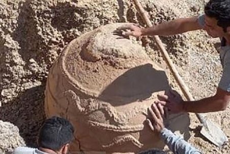 کشف خمره سفالی دوره ساسانی در مبارکه + جزئیات