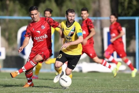 خلعتبری: شهباززاده آقای گل لیگ است، آیا نباید ۵۰۰ هزار دلار بگیرد؟