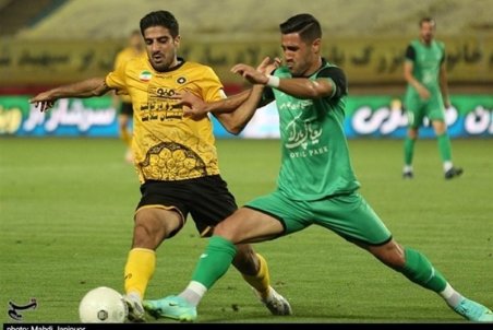 حسینی: پیشنهادی بهتر از سپاهان داشتم ولی نمی‌خواستم بروم