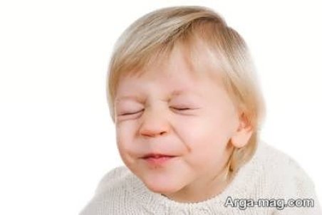 اختلال تیک در کودکان و نحوه درمان