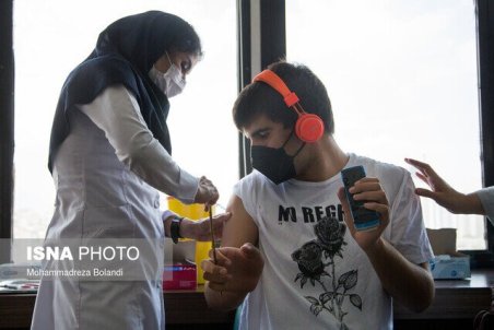 واکسیناسیون دانش آموزان در ۳۵ پایگاه شهرستان رشت