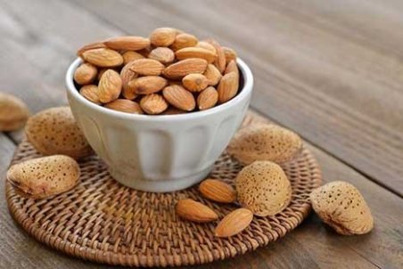 پنج مزیت سلامتی برای مصرف منظم بادام