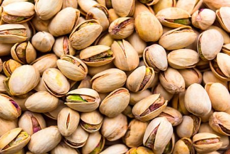 ۱۳ عارضه زیاده روی در مصرف پسته