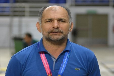 خورشیدی فر: کسب مدال در رقابت‌های جهانی وزنه برداری آسان نیست