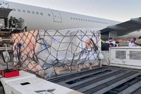 ورود ۶ میلیون دُز واکسن کرونا به کشور/واردات بیش از ۶۴ میلیون واکسن توسط هلال احمر