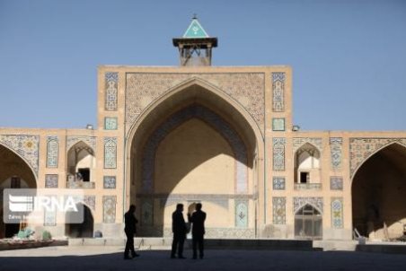 فرونشست زمین در بنای تاریخی مسجد حکیم اصفهان