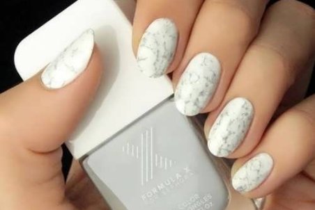 طراحی ناخن اداری