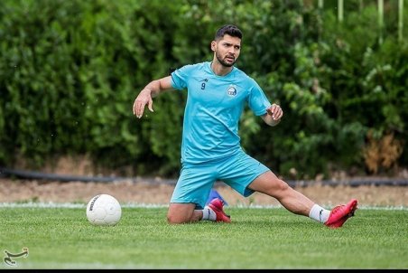 وضعیت هافبک استقلال امروز مشخص می‌شود