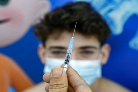 واکسیناسیون ۶۰ درصدی دانش‌آموزان کاشان