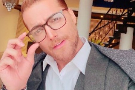 امیر مقاره خواننده سریال جزیره شد