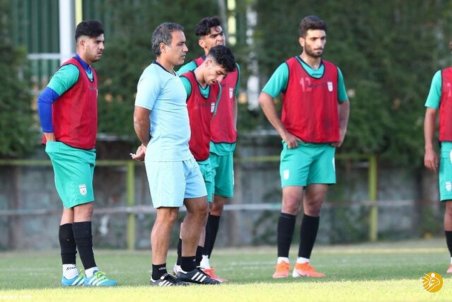 ۴ بازیکن استقلال به تیم ملی دعوت شدند